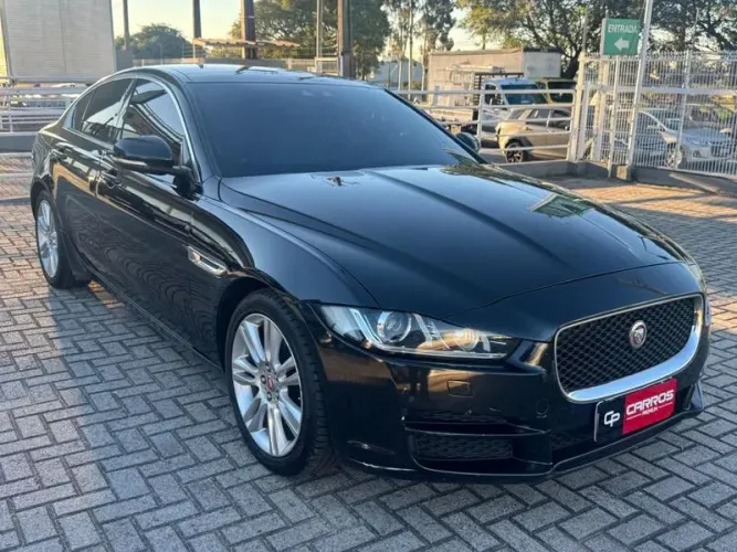 Jaguar XE 2.0 Turboch. R-sport 240/250cv Aut. 2017