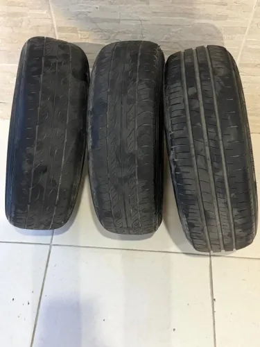 Pneus e calotas aro 14 