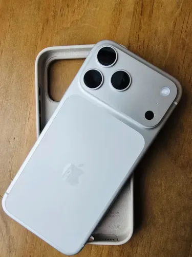 iPhone 17 pro Max Silver 256Gb