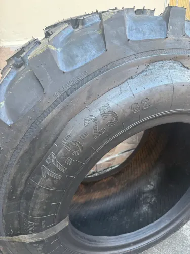 Pneu retro Jcb  17,5 x 25 novo oportunidade!