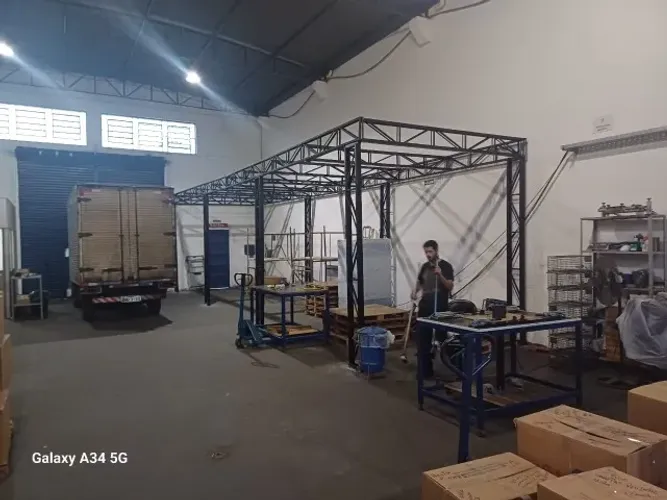 Vigas treliças - Mezanino industrial