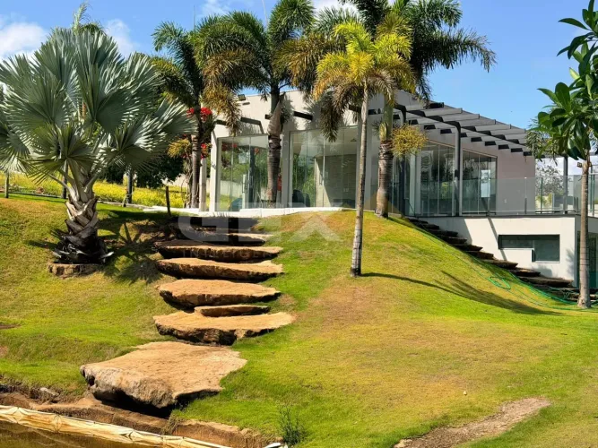 Terreno à Venda com 821,50m² em um Condomínio Fechado em Divinópolis MG.