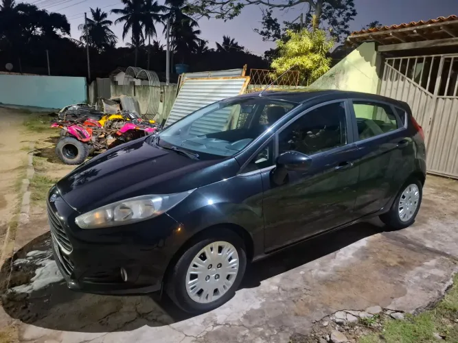Ford Fiesta 1.5 16V Flex Mec. 5P 2015
