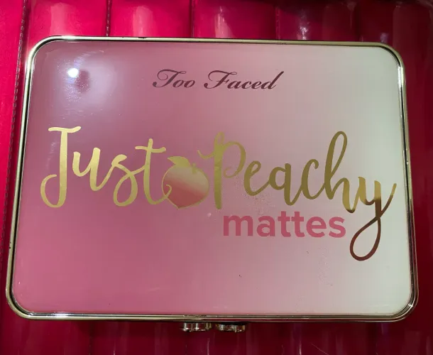Paleta sombras just peach too faced