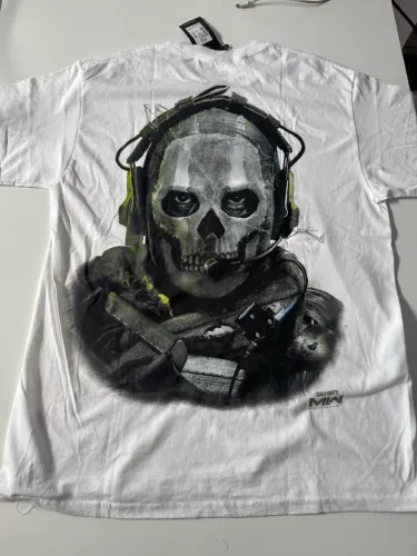 Camiseta primitive X call of duty nova sem uso 