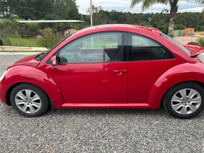 Volkswagen New Beetle 2.0 MI Mec./aut. 2008