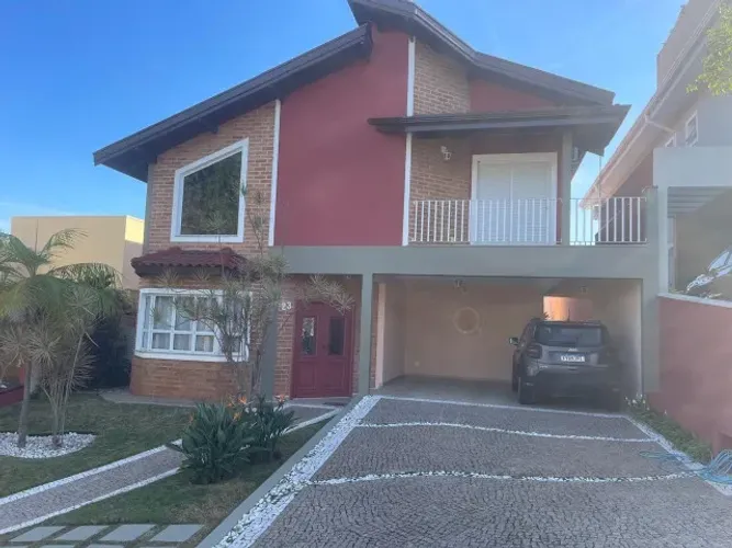 Casa em Condomínio Fechado- Vinhedo/SP
