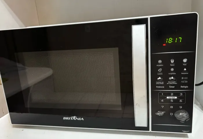 Micro -ondas Britânia 