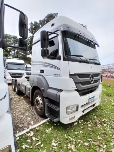 MERCEDES BENZ AXOR 2644 CANELINHA BUG LEVE 2021 R$ 385000