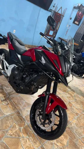 NC 750x, moto revisada,  pneus novos , pronta pra rodar