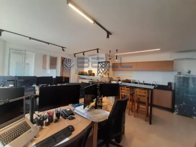 Sala para Locação 74m², 4 salas e 2 vagas - Centro, Santo André, SP