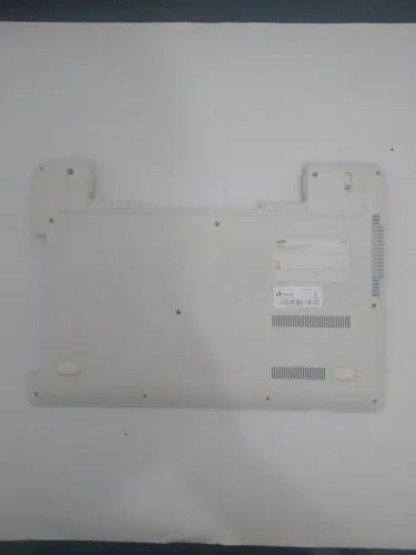 Carcaça Base inferior Notebook Samsung NP370e4k Ba98 00395a branco 
