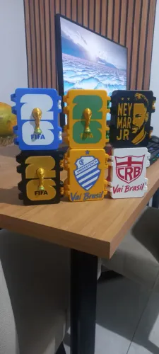 Caixinha porta-figurinhas da Copa do Mundo 2026