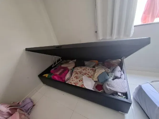 Cama box
