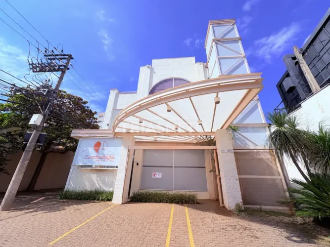 Sala em Clinica Para Alugar.