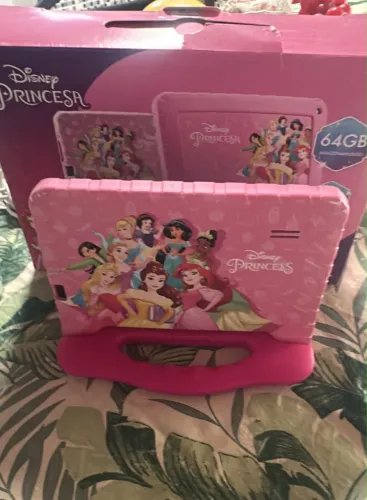 Tablet infantil não foi usado e ainda está na garantia