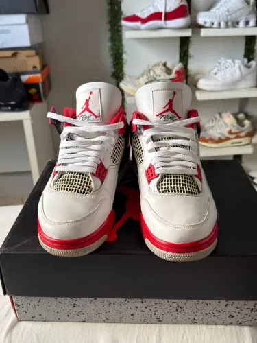 Air Jordan 4 Fire Red 44 