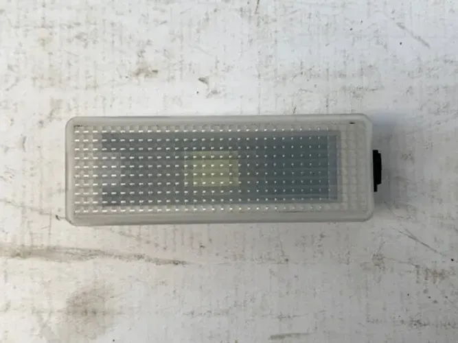 Luz Cortesia Bmw X1 2010 2015