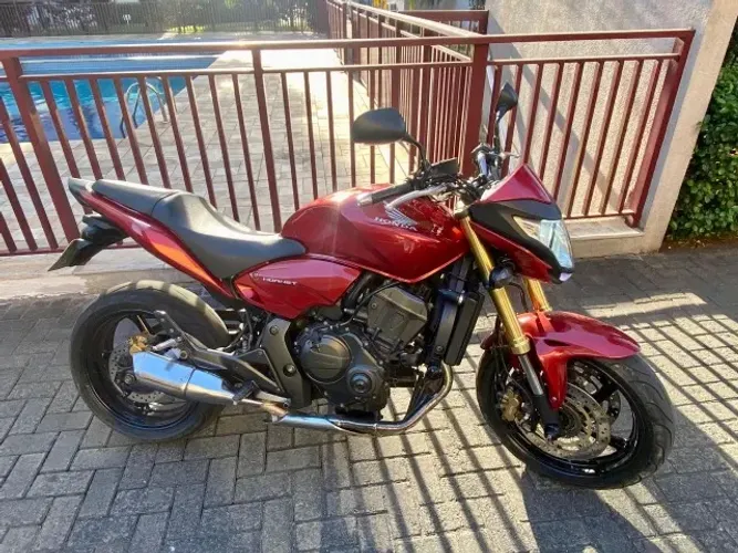 HONDA CB 600F HORNET 2014 26mil km ( aceito na troca MT-03 + dinheiro)