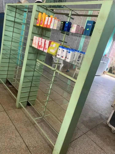 Gôndola vitrine 