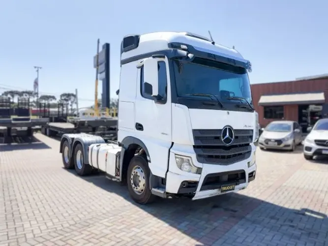 MERCEDES-BENZ ACTROS 2651 S 22/22 6X4 AUTOMÁTICO FREIO RETARDER