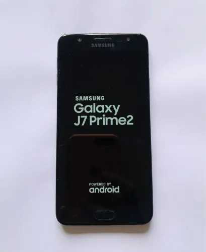 Celular Samsung inteiro e funcionando