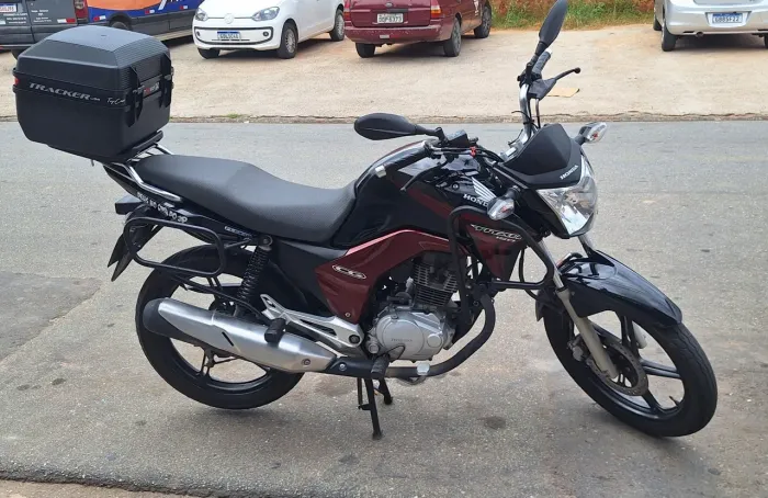 ?VENDO HONDA TITAN 150 ANO 2014