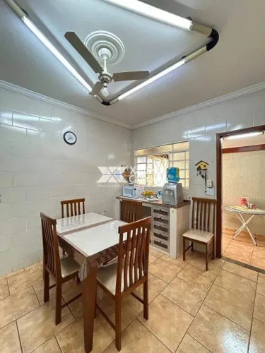 Casa com 3 quartos para locação no bairro Parque Universitário - Rio Claro/SP