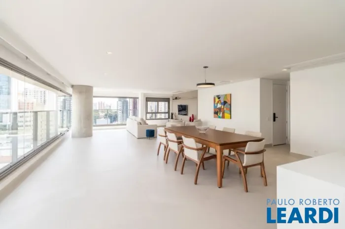 APARTAMENTO - CAMPO BELO - SP