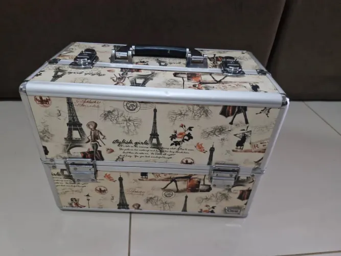 Maleta para maquiagem 35cm x 25cm x 20cm