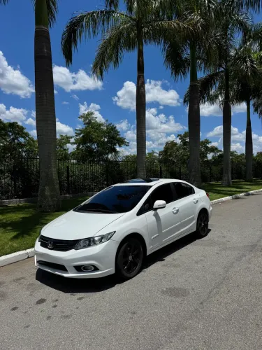Honda Civic Sedan EXR 2.0 Flexone 16V Aut. 4P 2014