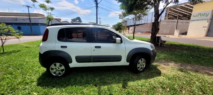 Fiat Uno WAY 1.4 EVO Fire Flex 8V 5P 2014