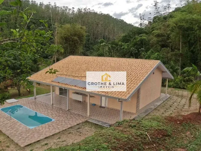 Chácara Produtiva com Casa, Piscina Aquecida e 20.000 m² em Região Privilegiada de São Fra