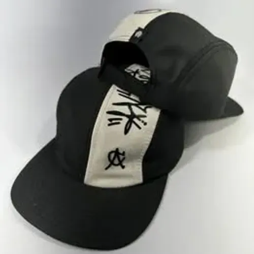 BONÉ FOUR PANEL CHINA PRETO/AREIA