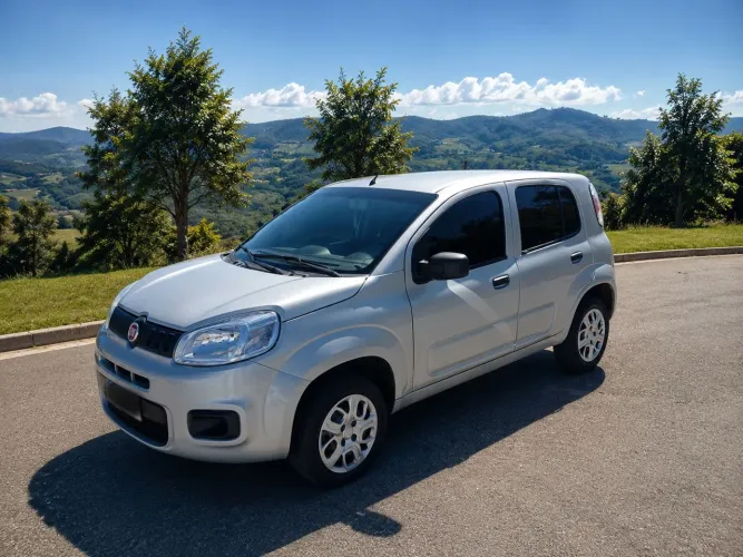 Fiat Uno Attractive 1.0 EVO Fire Flex 8V 5P 2016