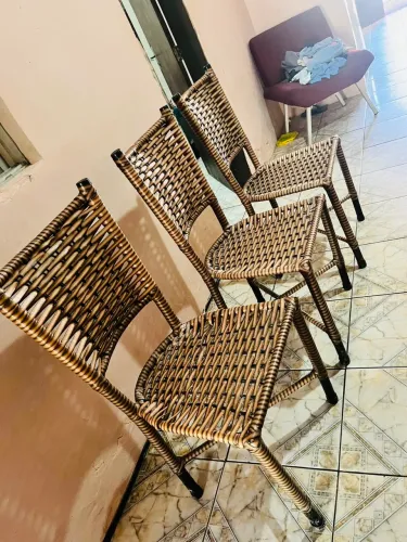 Cadeiras de Jantar $400