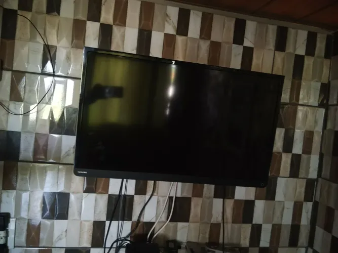 TV Toshiba com defeito para peças e conserto | Preferência por troca