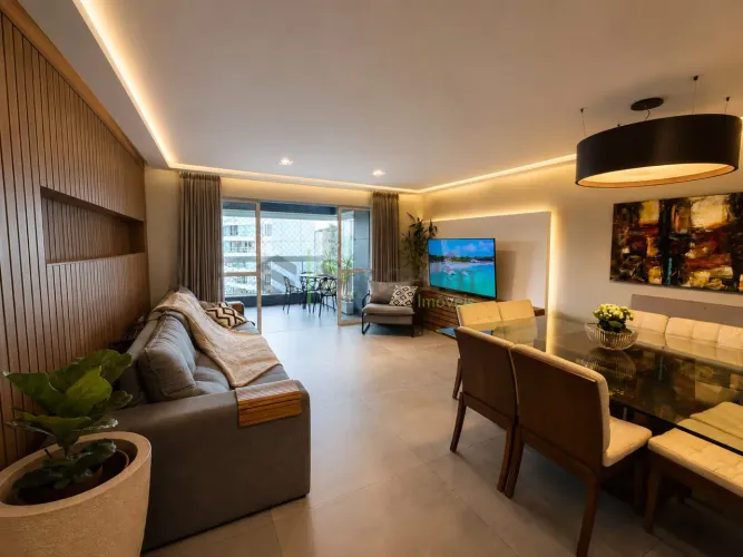 Apartamento Alto padrão, 3 Quartos, Suíte com varanda e 2 Vagas de Garagem no Bom Pastor (