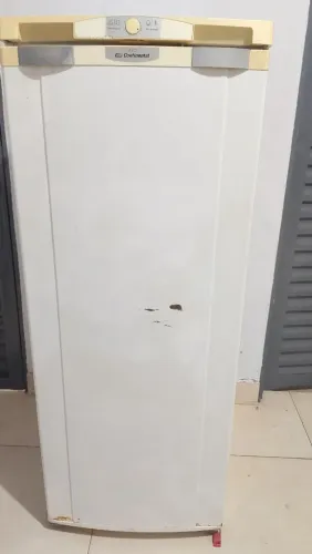 Vendo geladeira funcionando perfeitamente