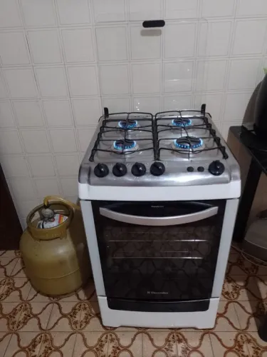 Fogão Electrolux muito barato só pegar e usar