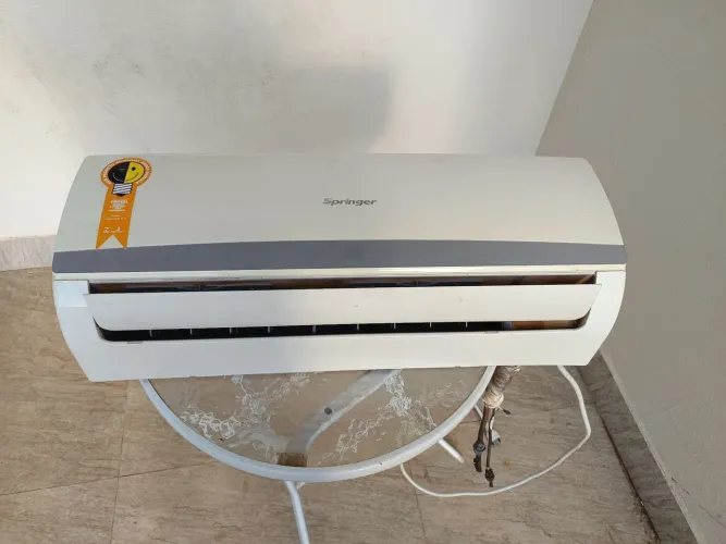 Ar Condicionado 9000 btus + condensadora