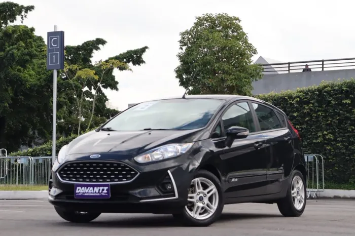 Ford Fiesta SEL 1.6 16V Flex Mec. 5P 2018