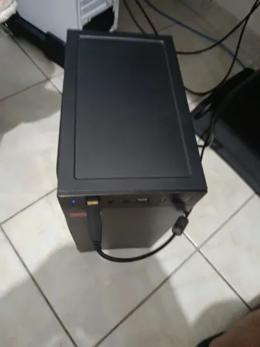 Computador para estudos e jogos leves