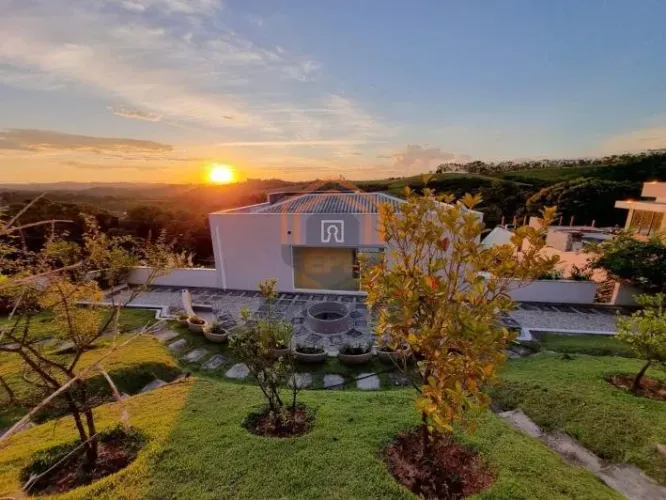 Casa em Condominio em Campo Largo - Jarinu, SP