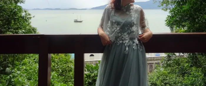Vestido de festa verde. Usado uma única vez.