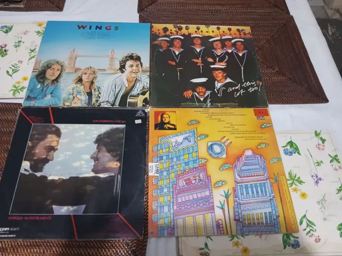 Lote 4 LPs Vinil - Wings Paul McCartney + Rod Stewart + Jon & Vangelis - Raro