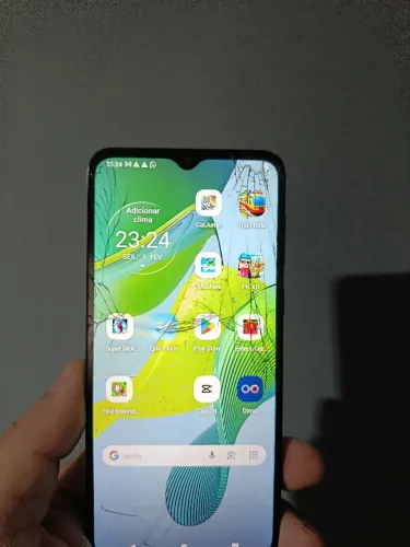 Celular moto e 13