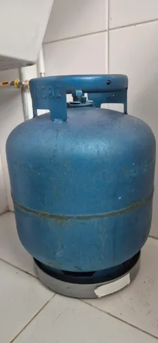 Vendo vasilhame para fogão