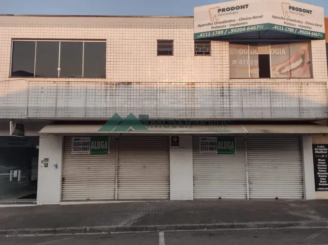 Loja para alugar, 55.25 m2 por R$ 5700.00 - Centro - Sao Jose Dos Pinhais/PR