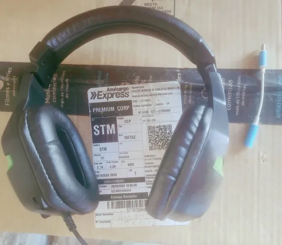 VENDE-SE FONE DE OUVIDO GAMER A CABO SEMI NOVO NA CIDADE DE SANTARÉM DO ESTADO DO PARÁ.